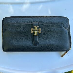 Tory Burch black zip Wallet